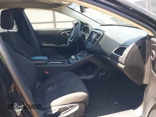 2015 Chrysler 200 Limited with VIN 1C3CCCAB8FN604000, listed as a IAAI auction lot 42026085 with 217,861 mi miles. Bid and sale history available at carsss.com. Image 5.