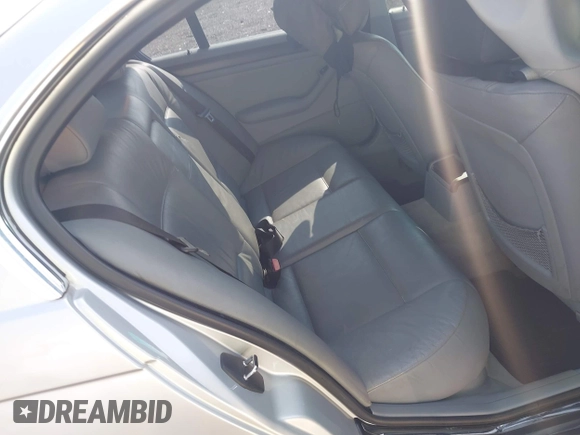2001 BMW 3 Series 330i with VIN WBAAV53421JR78137, listed as a IAAI auction lot 42731489 with 162,849 mi miles and . Bid and sale history available at DreamBid. Image 8.