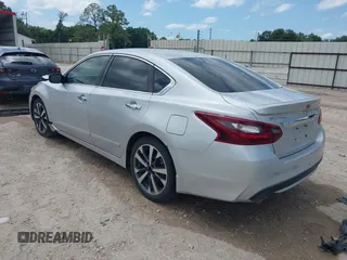 2017 Nissan Altima S z VIN 1N4AL3AP7HC275003, wystawiony jako IAAI lot #42420564 z przebiegiem 127 566 mil mil oraz . Historia ofert i sprzedaży dostępna na DreamBid. Obrazek 3.