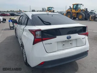 2019 Toyota Prius L Eco with VIN JTDKARFU2K3075613, listed as a IAAI auction lot 41691401 with 83,053 mi miles. Bid and sale history available at carsss.com. Image 3.