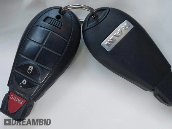 2019 Ram 1500 Tradesman z VIN 1C6RR7FG6KS590438, wystawiony jako IAAI lot #42086963 z przebiegiem 81 328 mil mil oraz . Historia ofert i sprzedaży dostępna na DreamBid. Obrazek 11.