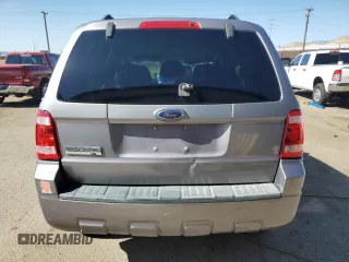 2008 Ford Escape XLT z VIN 1FMCU03158KA50345, wystawiony jako Copart lot #57349735 z przebiegiem 195 316 mil mil oraz Szkoda całkowita • Salvage title. Historia ofert i sprzedaży dostępna na DreamBid. Obrazek 6.