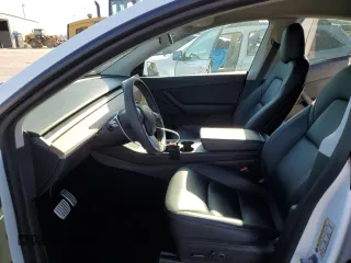 2022 Tesla Model Y Performance с VIN 7SAYGDEF4NF381656, выставлен на аукционе Copart как лот 48758954 с пробегом 18 335 миль миль и Списание • Salvage title. История ставок и продаж доступна на DreamBid. Изображение 7.