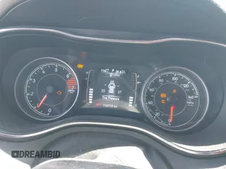 2019 Jeep Cherokee Latitude с VIN 1C4PJLCB8KD164599, выставлен на аукционе IAAI как лот 42436062 с пробегом 116 715 миль миль и . История ставок и продаж доступна на DreamBid. Изображение 7.
