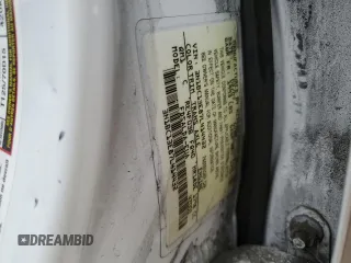2007 Nissan Versa SL z VIN 3N1BC13E87L414432, wystawiony jako Copart lot #52630485 z przebiegiem 251 374 mil mil oraz Szkoda całkowita • Salvage title. Historia ofert i sprzedaży dostępna na DreamBid. Obrazek 13.