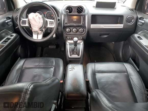 2016 Jeep Compass High Altitude z VIN 1C4NJCEA9GD716095, wystawiony jako Copart lot #56435745 z przebiegiem 145 361 mil mil oraz Szkoda całkowita • Salvage title. Historia ofert i sprzedaży dostępna na DreamBid. Obrazek 8.