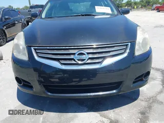 2010 Nissan Altima 2.5 SL with VIN 1N4AL2AP8AC146641, listed as a IAAI auction lot 42061714 with 88,858 mi miles. Bid and sale history available at carsss.com. Image 6.