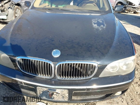 2006 BMW 7 Series 750Li with VIN WBAHN83536DT35584, listed as a IAAI auction lot 41693827 with 173,778 mi miles. Bid and sale history available at carsss.com. Image 6.