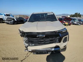 2023 Chevrolet Colorado 4WD Z71 with VIN 1GCPTDEK3P1245659, listed as a Copart auction lot 42876745 with 16,012 mi miles and Salvage Title. Bid and sale history available at carsss.com. Image 5.