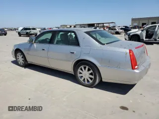 2008 Cadillac DTS 1SA z VIN 1G6KD57Y38U183004, wystawiony jako Copart lot #50410805 z przebiegiem Nie podano mil oraz Szkoda całkowita • Salvage title. Historia ofert i sprzedaży dostępna na DreamBid. Obrazek 2.