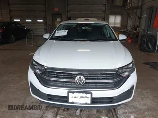 2024 Volkswagen Jetta S with VIN 3VW5M7BU9RM071109, listed as a IAAI auction lot 41517014 with 4,523 mi miles and . Bid and sale history available at DreamBid. Image 12.