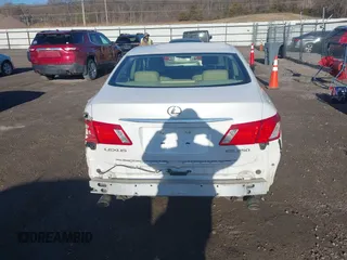 2009 Lexus ES 350 with VIN JTHBJ46G592308458, listed as a IAAI auction lot 41857896 with 209,754 mi miles. Bid and sale history available at carsss.com. Image 16.