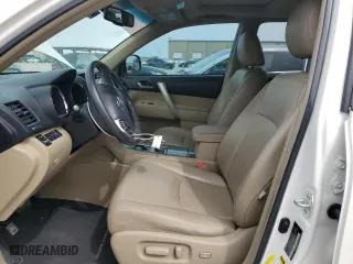 2013 Toyota Highlander with VIN 5TDZK3EH7DS118003, listed as a Copart auction lot 47138505 with 109,021 mi miles and Salvage Title. Bid and sale history available at carsss.com. Image 7.