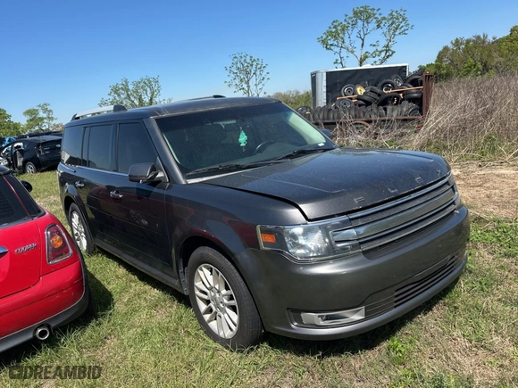 2016 Ford Flex SEL with VIN 2FMGK5C83GBA09724, listed as a Copart auction lot 49134325 with 188,103 mi miles and Clean Title. Bid and sale history available at carsss.com. Image 1.