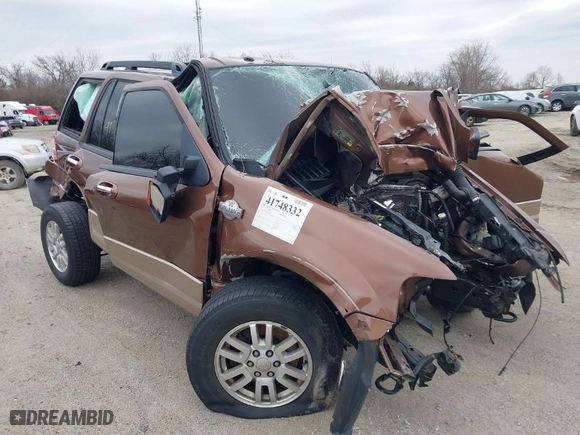 2012 Ford Expedition XLT with VIN 1FMJU1J57CEF20286, listed as a IAAI auction lot 41748332 with 1 mi miles. Bid and sale history available at carsss.com. Image 16.