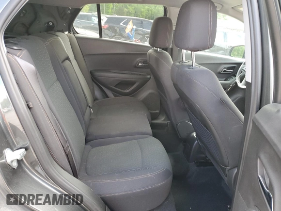 2020 Chevrolet Trax LS z VIN 3GNCJNSB7LL273019, wystawiony jako Copart lot #56684175 z przebiegiem 69 822 mil mil oraz Szkoda całkowita • Salvage title. Historia ofert i sprzedaży dostępna na DreamBid. Obrazek 11.