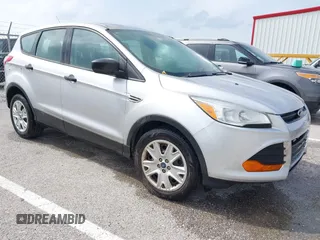 2014 Ford Escape S с VIN 1FMCU0F70EUD24647, выставлен на аукционе IAAI как лот 42262906 с пробегом 152 359 миль миль и . История ставок и продаж доступна на DreamBid. Изображение 1.