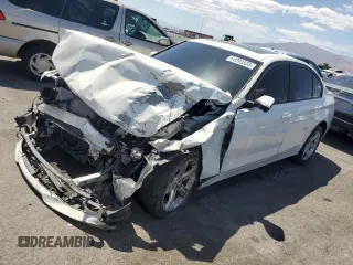 2015 BMW 3 Series 328i xDrive с VIN WBA3B5C51FF963567, выставлен на аукционе Copart как лот 64093335 с пробегом 113 224 миль миль и Списание • Salvage title. История ставок и продаж доступна на DreamBid. Изображение 1.