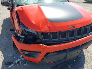 2019 Jeep Compass Trailhawk с VIN 3C4NJDDB1KT793885, выставлен на аукционе IAAI как лот 42572720 с пробегом 41 506 миль миль и . История ставок и продаж доступна на DreamBid. Изображение 6.