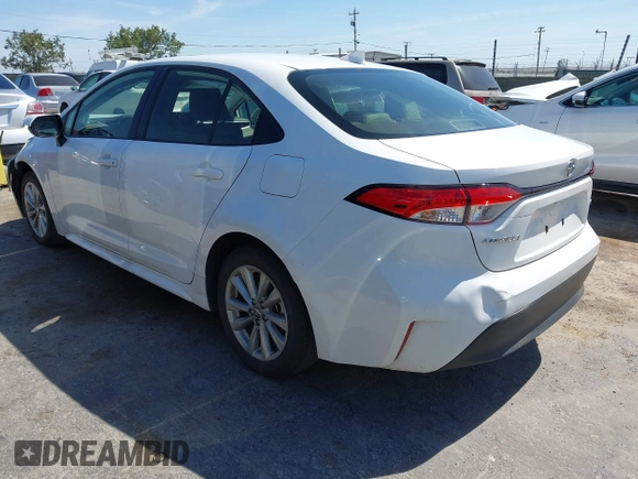 2024 Toyota Corolla LE with VIN JTDB4MEEXR3024245, listed as a IAAI auction lot 42353374 with 25,813 mi miles and . Bid and sale history available at DreamBid. Image 3.
