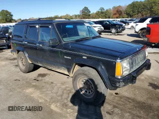 1996 Jeep Cherokee z VIN 1J4FN78S8TL160974, wystawiony jako Copart lot #83425604 z przebiegiem 336 313 mil mil oraz Szkoda całkowita • Salvage title. Historia ofert i sprzedaży dostępna na DreamBid. Obrazek 1.