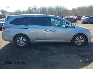 2016 Honda Odyssey EX-L z VIN 5FNRL5H6XGB095280, wystawiony jako IAAI lot #41513674 z przebiegiem 124 239 mil mil oraz . Historia ofert i sprzedaży dostępna na DreamBid. Obrazek 13.
