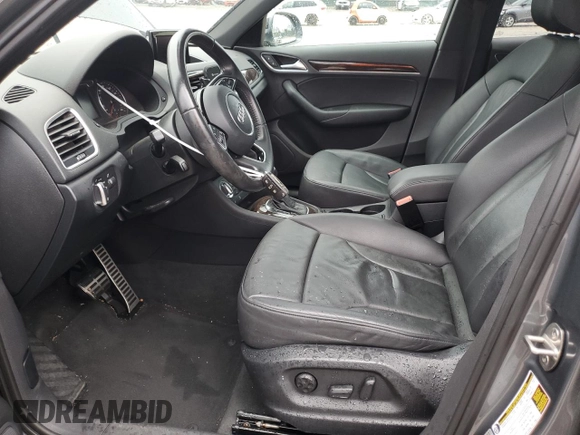 2015 Audi Q3 Premium Plus with VIN WA1BFCFSXFR008042, listed as a Copart auction lot 84424814 with 98,811 mi miles and Clean title. Bid and sale history available at DreamBid. Image 7.