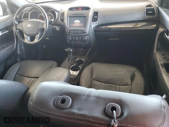 2014 Kia Sorento SX with VIN 5XYKWDA72EG491084, listed as a Copart auction lot 57235995 with 143,604 mi miles and Clean title. Bid and sale history available at DreamBid. Image 8.