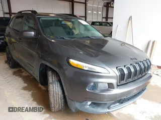 2016 Jeep Cherokee Latitude with VIN 1C4PJMCB8GW115386, listed as a IAAI auction lot 42351776 with 99,136 mi miles and . Bid and sale history available at DreamBid. Image 1.