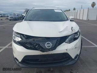 2018 Nissan Rogue Sport S with VIN JN1BJ1CR0JW284124, listed as a IAAI auction lot 41505481 with 61,120 mi miles. Bid and sale history available at carsss.com. Image 12.