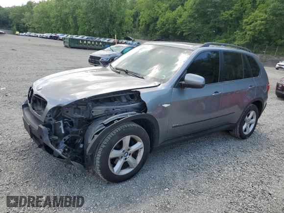 2008 BMW X5 3.0si z VIN 5UXFE43538L034968, wystawiony jako Copart lot #58065825 z przebiegiem 117 028 mil mil oraz Szkoda całkowita • Salvage title. Historia ofert i sprzedaży dostępna na DreamBid. Obrazek 1.