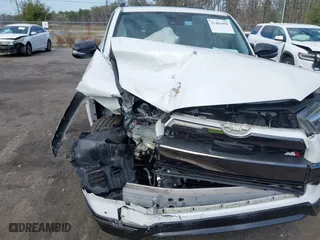 2020 Toyota 4Runner SR5 with VIN JTEBU5JR4L5800195, listed as a IAAI auction lot 41481094 with 122,100 mi miles. Bid and sale history available at carsss.com. Image 6.