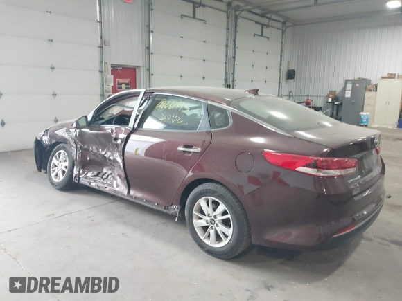 2016 Kia Optima LX z VIN 5XXGT4L38GG109351, wystawiony jako IAAI lot #42282193 z przebiegiem 75 076 mil mil oraz . Historia ofert i sprzedaży dostępna na DreamBid. Obrazek 6.