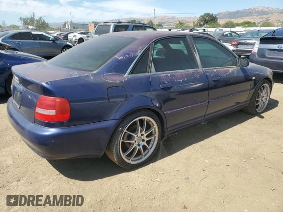2000 Audi S4 z VIN WAUDD68D6YA126804, wystawiony jako Copart lot #61161455 z przebiegiem 148 158 mil mil oraz Czysty tytuł • Clean title. Historia ofert i sprzedaży dostępna na DreamBid. Obrazek 3.