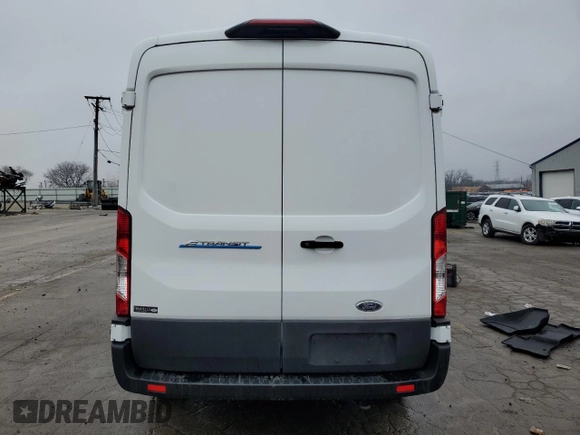2023 Ford E-Transit Cargo z VIN 1FTBW9CK5PKA44325, wystawiony jako Copart lot #86114534 z przebiegiem Nie podano mil oraz Czysty tytuł • Clean title. Historia ofert i sprzedaży dostępna na DreamBid. Obrazek 6.