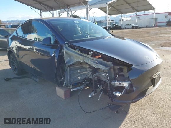 2024 Tesla Model Y with VIN 7SAYGDED5RF103983, listed as a IAAI auction lot 41933836 with 11,398 mi miles and . Bid and sale history available at DreamBid. Image 1.