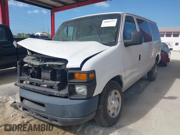 2014 Ford Econoline Passenger XL with VIN 1FBNE3BL5EDB11826, listed as a IAAI auction lot 40860317 with 216,900 mi miles. Bid and sale history available at carsss.com. Image 17.