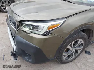 2020 Subaru Outback Touring XT with VIN 4S4BTGPD2L3164091, listed as a IAAI auction lot 41124324 with 100,137 mi miles. Bid and sale history available at carsss.com. Image 6.