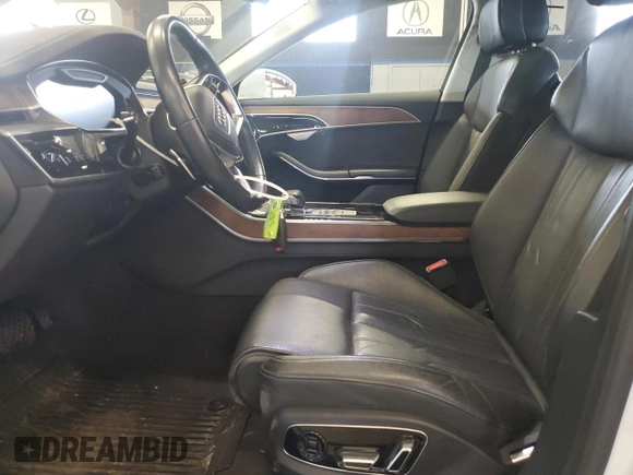 2019 Audi A8 z VIN WAU8DAF86KN005765, wystawiony jako Copart lot #56853715 z przebiegiem 32 600 mil mil oraz Szkoda całkowita • Salvage title. Historia ofert i sprzedaży dostępna na DreamBid. Obrazek 7.