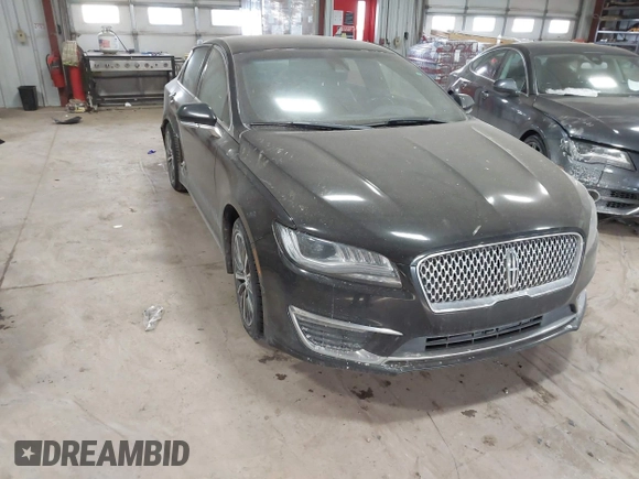 2019 Lincoln MKZ Standard with VIN 3LN6L5A98KR605023, listed as a IAAI auction lot 41378493 with 150,907 mi miles. Bid and sale history available at carsss.com. Image 1.