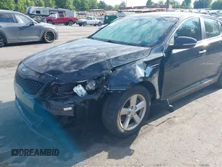 2014 Kia Optima LX z VIN 5XXGM4A76EG301383, wystawiony jako IAAI lot #42180600 z przebiegiem 97 132 mil mil oraz . Historia ofert i sprzedaży dostępna na DreamBid. Obrazek 6.