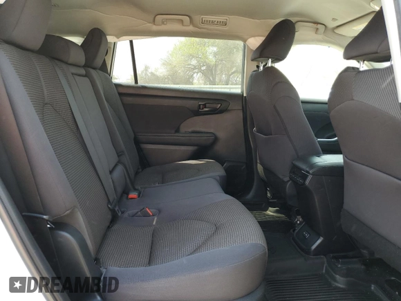 2022 Toyota Highlander L with VIN 5TDCZRAH8NS559649, listed as a Copart auction lot 48995005 with 51,958 mi miles and Salvage title. Bid and sale history available at DreamBid. Image 11.