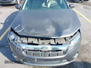 2011 Ford Fusion SEL with VIN 3FAHP0JAXBR295414, listed as a IAAI auction lot 41984604 with 164,909 mi miles. Bid and sale history available at carsss.com. Image 6.