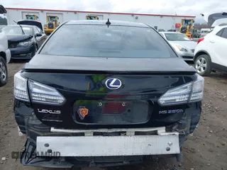2010 Lexus HS 250h z VIN JTHBB1BAXA2011199, wystawiony jako IAAI lot #41829045 z przebiegiem 155 094 mil mil oraz . Historia ofert i sprzedaży dostępna na DreamBid. Obrazek 17.