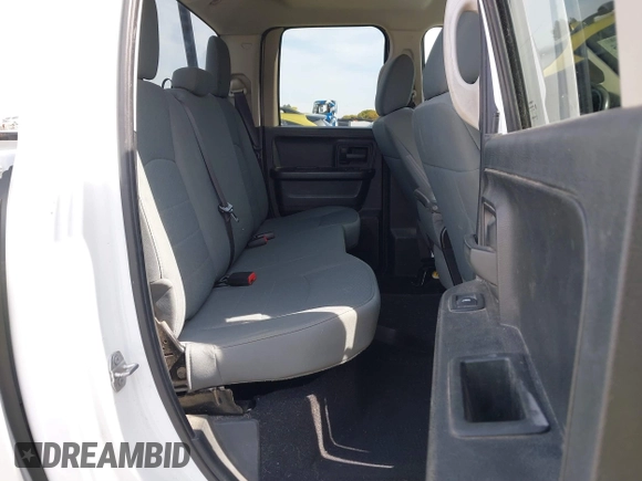 2018 Ram 1500 Tradesman z VIN 1C6RR6FG3JS341748, wystawiony jako IAAI lot #41764375 z przebiegiem 181 986 mil mil oraz . Historia ofert i sprzedaży dostępna na DreamBid. Obrazek 8.