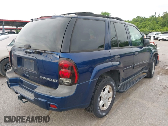 2002 Chevrolet TrailBlazer LS with VIN 1GNDS13S222409615, listed as a IAAI auction lot 42170974 with 241,737 mi miles and . Bid and sale history available at DreamBid. Image 4.