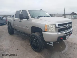 2007 Chevrolet Silverado 1500 LT w/1LT with VIN 3GCEK13C07G528221, listed as a IAAI auction lot 41510443 with 278,864 mi miles. Bid and sale history available at carsss.com. Image 1.