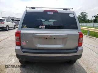 2015 Jeep Patriot Sport with VIN 1C4NJRBB0FD381629, listed as a Copart auction lot 59335355 with 135,347 mi miles and Salvage title. Bid and sale history available at DreamBid. Image 6.