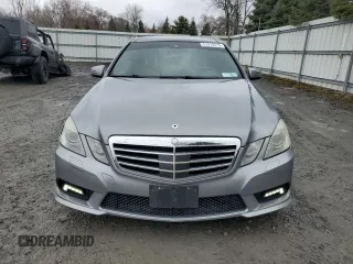 2010 Mercedes-Benz E 350 Luxury with VIN WDDHF5GB3AA021898, listed as a Copart auction lot 51915515 with 57,976 mi miles and Salvage Title. Bid and sale history available at carsss.com. Image 5.