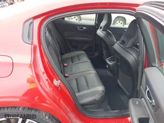 2020 Volvo S60 R-Design with VIN 7JRA22TM8LG039831, listed as a IAAI auction lot 41665063 with 28,632 mi miles. Bid and sale history available at carsss.com. Image 8.